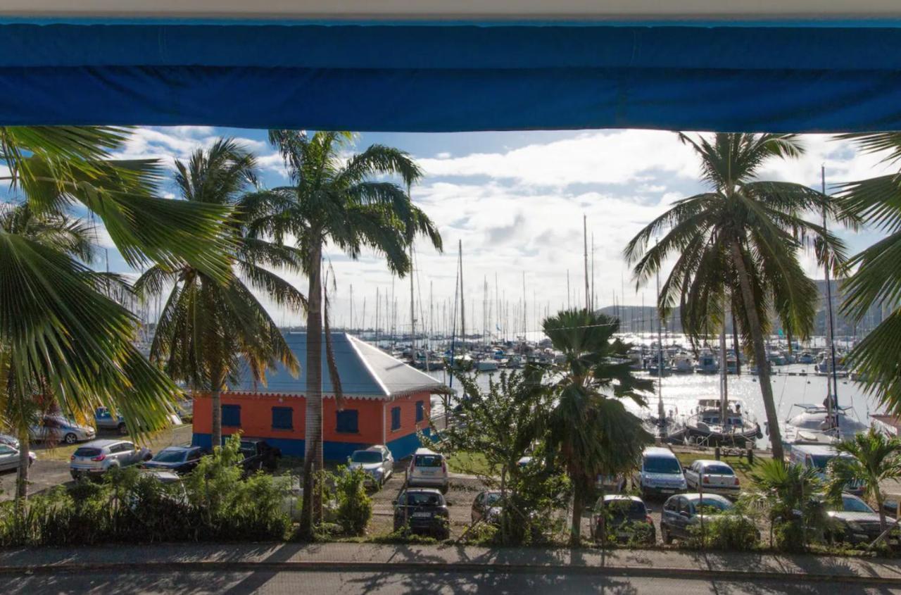 Apartmán Un Pied-A-Terre Face A La Marina Le Marin Exteriér fotografie